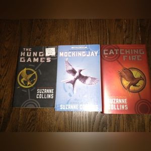 3 The Hunger Games Books